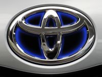 
	A redevenit lider. Toyota a vandut anul trecut aproape 10 mil. masini si a devansat GM si Volkswagen

