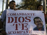 Sute de manifestanti cer adevarul despre starea de sanatate a lui Hugo Chavez