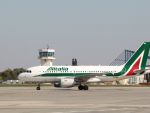 Alitalia, anchetata pentru fraude comerciale din cauza contractului cu Carpatair