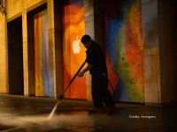 
	Cati bani castiga un angajat Apple
