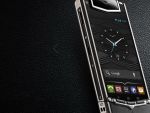 Smartphone-ul ce rezista si daca este calcat de un camion