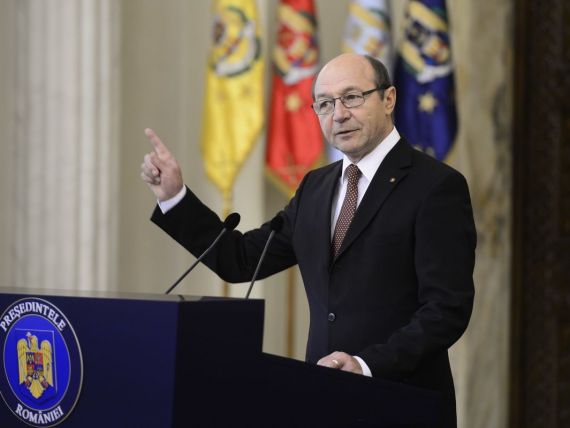 Basescu: Avem o problema majora de credibilitate in UE: ministrii cu dosare, plagiatul lui Ponta