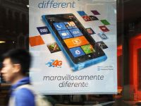 
	MWC 2013: Telefonul realizat in totalitate din metal si prima tableta din istorie, surprizele Nokia de la Barcelona
