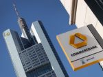 Seful Commerzbank a renuntat la bonusurile pe 2012 si a redus beneficiile la nivelul bancii cu 17%