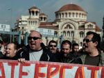 E greva generala in Grecia. Elenii, nemultumiti de costul perfuziei financiare internationale. Restrictii pe traficul aerian