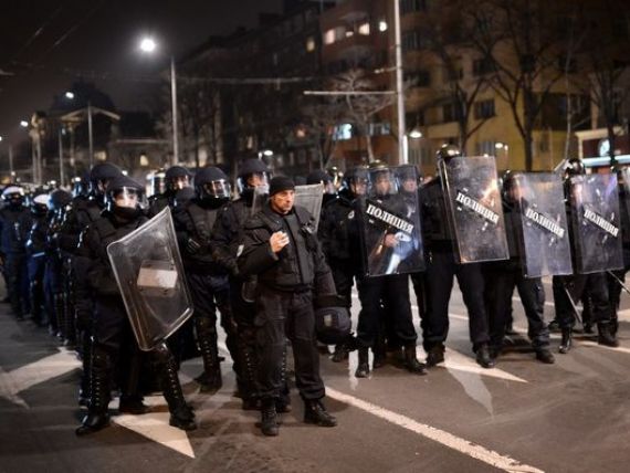 Bulgarii au protestat in fata sediului CEZ din Sofia, nemultumiti de pretul mare al energiei