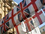 Card de identitate contracost pentru imigranti. Marea Britanie propune o masura fara precedent