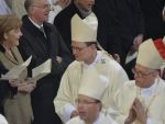 Angela Merkel si Germania i-au multumit lui Benedict al XVI-lea intr-o slujba la Berlin