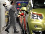 PSA Peugeot Citroen negociaza un acord de colaborare cu compania rusa ZIL