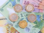 Cursul leu/euro a scazut usor, dupa ce vineri a fost la maximul ultimelor 10 saptamani