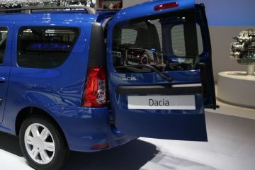 Imagini cu noul Logan MCV, lansat de Dacia la Geneva. Si, surpriza, un sistem in premiera pe o masina romaneasca