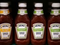 
	Seful producatorului de ketchup Heinz ar putea primi peste 200 mil. dolari daca pleaca din companie
