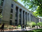 Harvard, desemnata Cea mai pretigioasa universitate din lume . Institutiile din Romania, absente in clasament