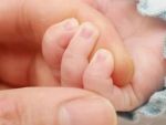 Statul care ofera 18.000 de euro celor care contribuie la cresterea natalitatii