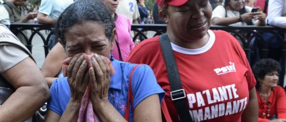 Venezuela plonjeaza in incertitudine, dupa decesul lui Chavez. Tara cu cele mai importante rezerve mondiale de titei, care si-a nationalizat bancile, petrolul si terenurile