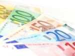 Companiile care platesc angajatilor prime de peste 3.000 de euro