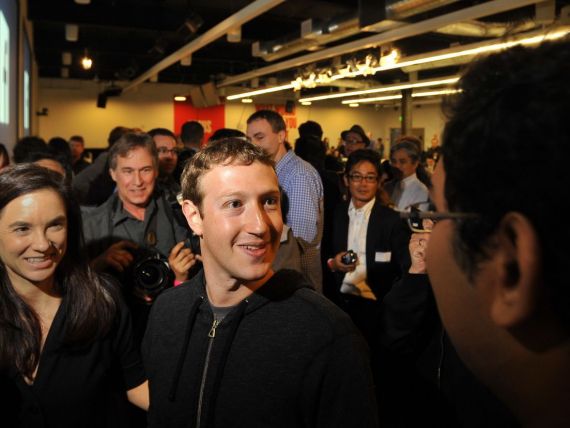 Unul dintre investitorii Facebook face predictii cu privire la viitorul retelei