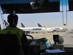 Tarom si-a redus costurile cu peste 1 milion de dolari anual, dupa renegocierea a 12 contracte cu furnizorii