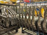 Deficitul comercial a scazut in ianuarie cu 35%, la 300 mil. euro. Romania a exportat mai multe masini decat a importat