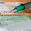 Marii jucatori de pe piata despagubirilor obtin in continuare de la stat sume colosale fara sa fie taxati. Desi noua lege prevede impozit de 85% din castig