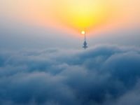 
	Chinezii vor sa ridice un zgarie-nori cu 220 de etaje in doar trei luni
