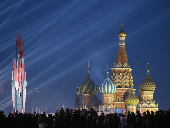 Decizia pe care o ia Rusia de teama iesirilor masive de capital. In 2014, rezerva valutara a tarii a scazut cu aproape un sfert