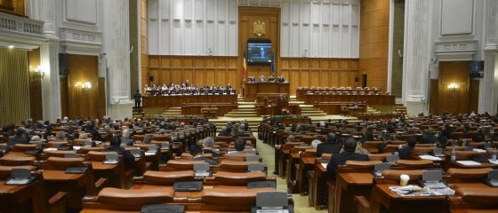 Statutul parlamentarilor a fost adoptat
