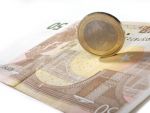 Cursul BNR a urcat la 4,42 lei/euro, un nou maxim al ultimelor 10 saptamani. ING: Ne asteptam ca leul sa piarda teren pana la 4,43 astazi
