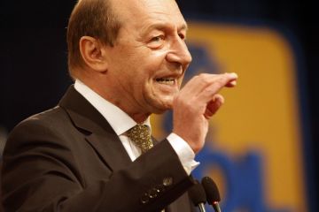 Basescu spune Adio PDL-ului: Ma voi dedica constructiei unei alte solutii de dreapta, cu oameni cinstiti