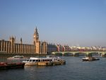 Daily Mail: 100 de romani si bulgari obtin un job in fiecare zi, in Marea Britanie. Numarul celor care lucreaza in Regat a crescut cu 26% in 3 luni
