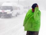 Cod portocaliu de ninsori si viscol, in Bucuresti si noua judete din sudul tarii. Scolile, inchise in Capitala