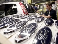 Ford, pacalit pe piata asiatica. Cum a ajuns producatorul american victima colaterala a devalorizarii yenului japonez