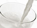 Industria laptelui, puternic afectata de scandalul alimentar. Ministerul Agriculturii propune infiintarea unui fond de criza