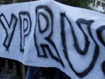 O filiala a Bank of Cyprus din Grecia, atacata cu cocteiluri Molotov