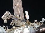Trei astronauti au ajuns la bordul Statiei Spatiale Internationale, dupa un zbor expres de sase ore