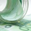 Romanii au depozite de 27 mld. euro in tara. Cine garanteaza pentru economiile din bancile cu capital strain, prezente in Romania