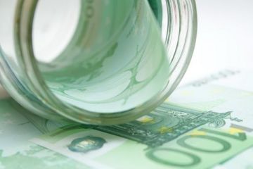 Romanii au depozite de 27 mld. euro in tara. Cine garanteaza pentru economiile din bancile cu capital strain, prezente in Romania