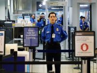 Aeroportul din Detroit, evacuat din cauza unei alerte cu bomba