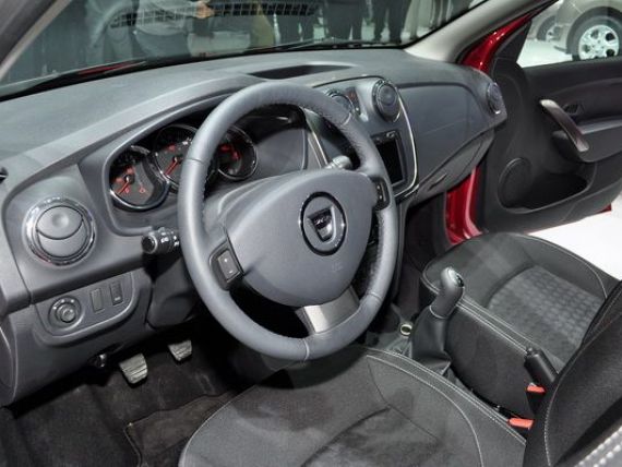 Dacia, lider in trimestrul I in Franta dupa cresterea inmatricularilor de autoturisme noi