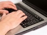 Facultatile produc 2.500 de IT-sti anual. Unii renunta la profesie dupa 3-4 ani, in ciuda salariilor mari
