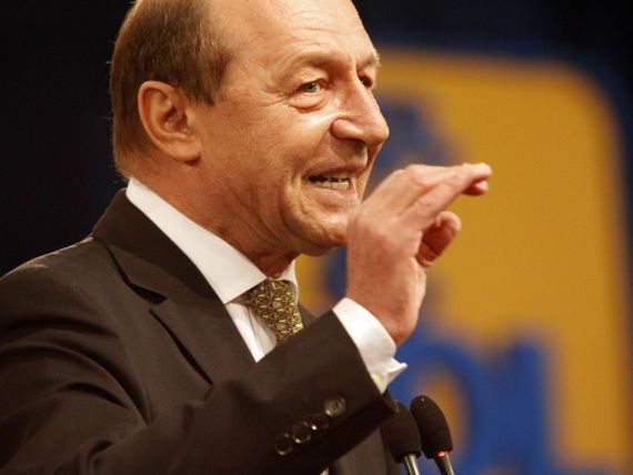 Basescu: Sunt optimist privind economia Romaniei. Sunt semne bune in industrie si exporturi