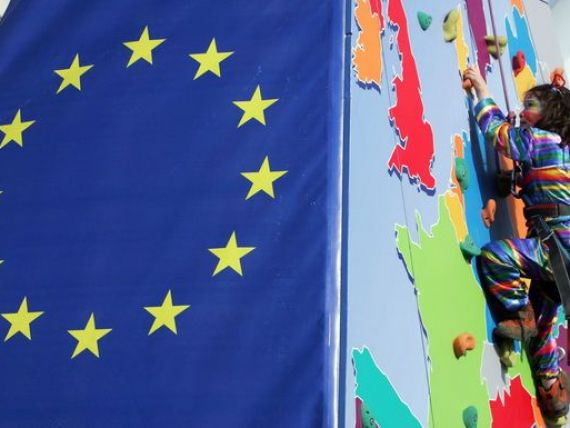 Inca o tara isi face loc pe harta UE. Croatia organizeaza duminica primele alegeri europarlamentare