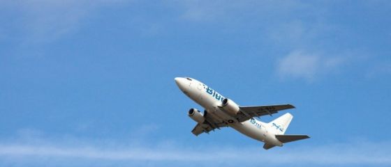 Blue Air a primit 9 oferte de cumparare. Cele mai multe vin din partea investitorilor straini