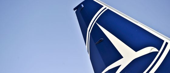 Tarom opereaza de sambata curse directe de la Iasi spre Bologna, Torino si Londra. Preturile incep de la 112 euro