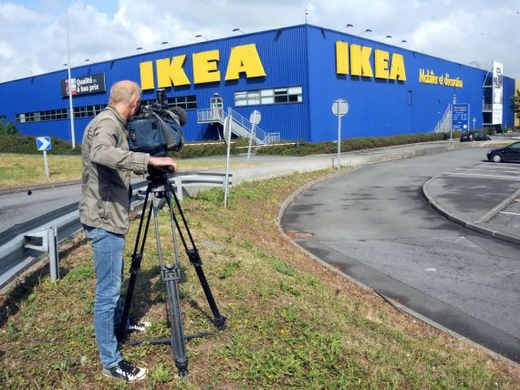 Scandalul spionarii unor angajati si clienti Ikea Franta ia o noua turnura. Doua noi inculpari