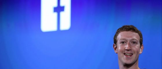 Facebook vrea sa convinga grupurile de presa sa publice mai multe continuturi online