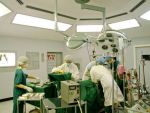 Premiera mondiala in medicina. Grefa de trahee, realizata pe un copil de 2 ani