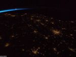 Dimineata in spatiu. Prima raza a zorilor, surprinsa de un astronaut de pe Statia Spatiala Internationala. VIDEO
