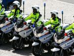 Politisti si radare, pe toate drumurile nationale. Autostrada Soarelui, supravegheata cu elicopterul