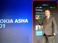 
	Nokia a lansat telefonul de 99 de dolari, cu ecran tactil si conexiune la internet, cu care spera sa se salveze
